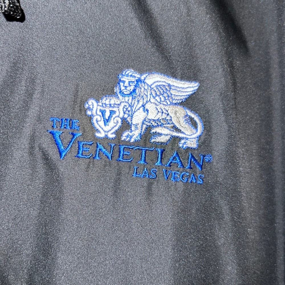 Gently used XL venetian, Las Vegas hotel, windbreaker, jacket
